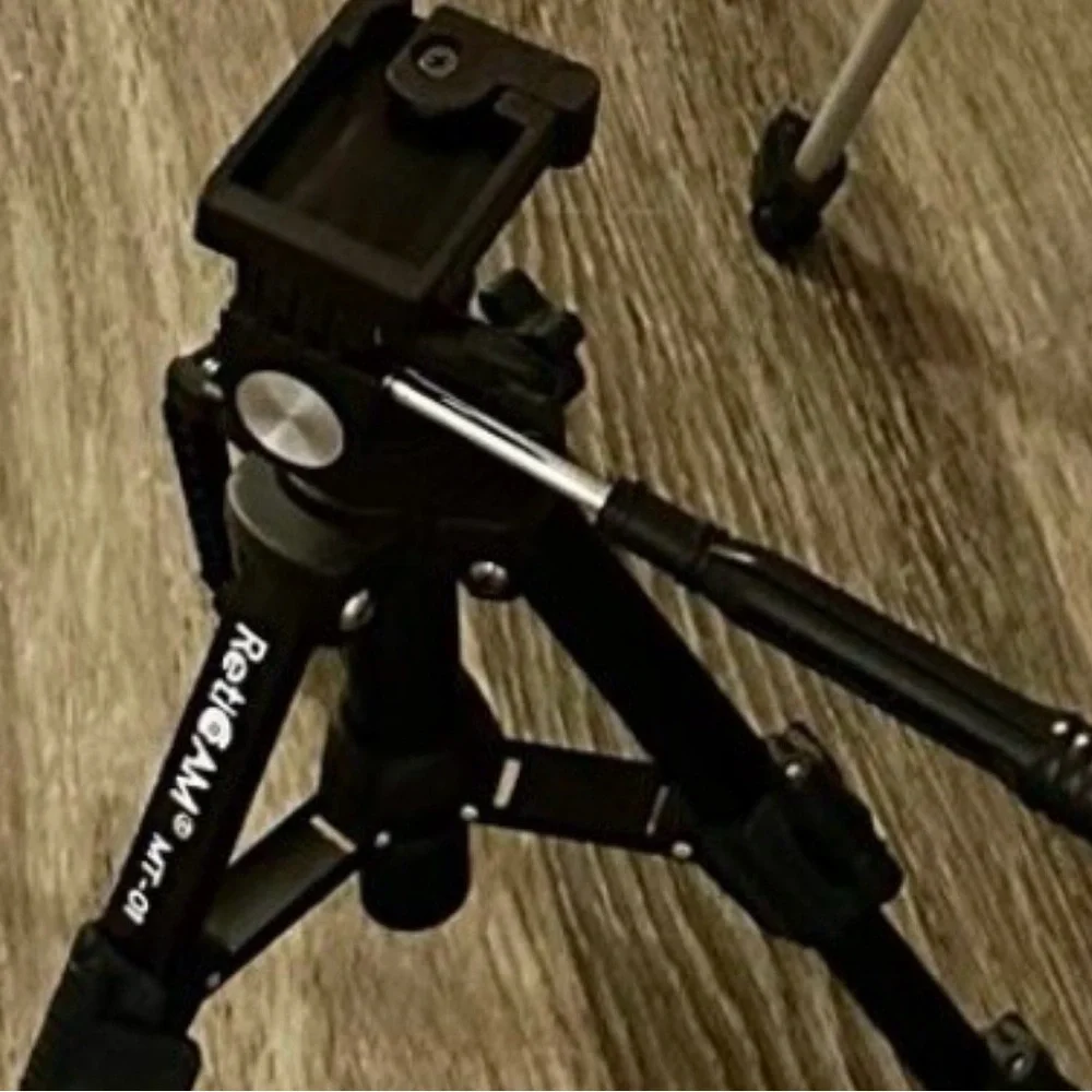 abletop Tripod with 3-Way Pan/Tilt Head, Quick Release Plate Black